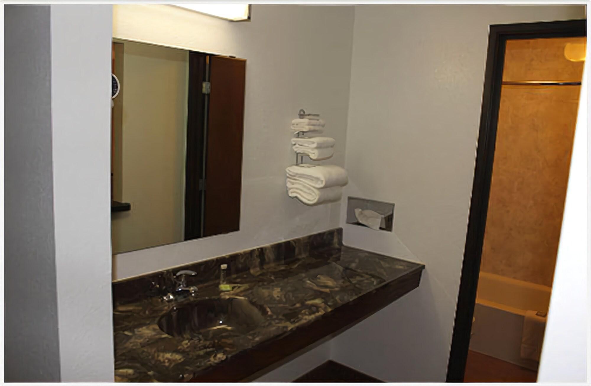 Rodeway Inn Saint Joseph Екстер'єр фото